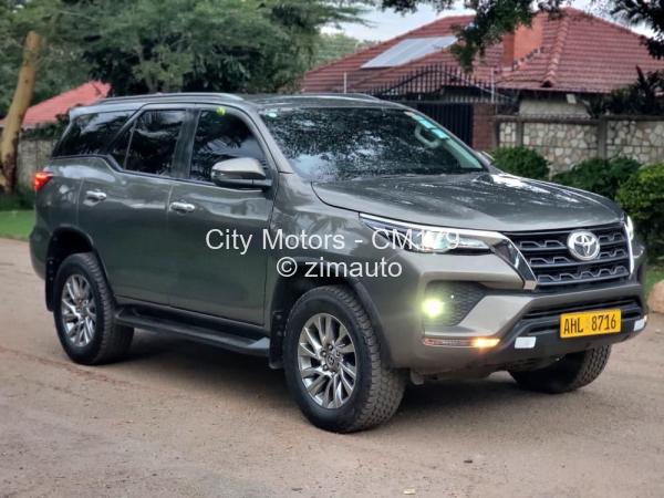 2018 Toyota  Fortuner