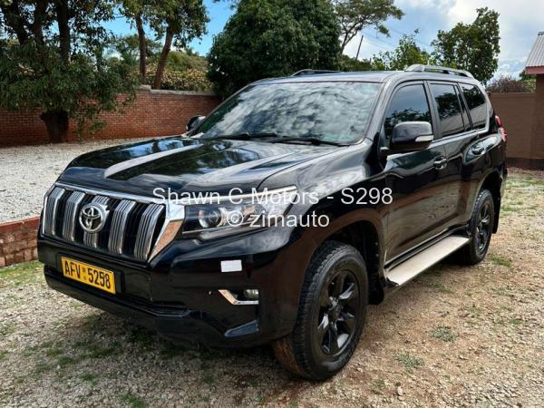 2013 Toyota  Land Cruiser Prado