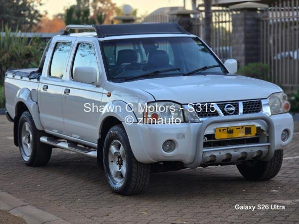 2015 Nissan  NP300 Hardbody