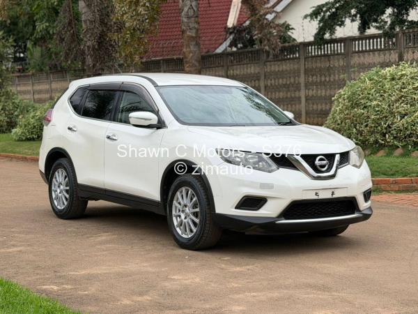 2015 Nissan  X-Trail