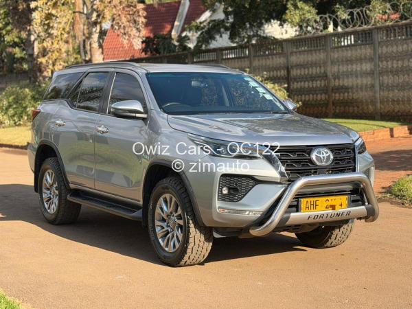 2021 Toyota  Fortuner