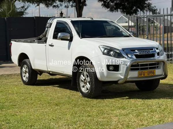 2013 Isuzu  KB300