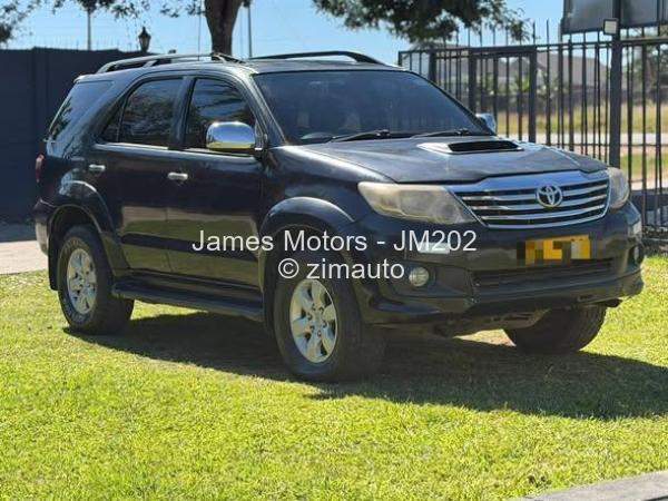 2008 Toyota  Fortuner