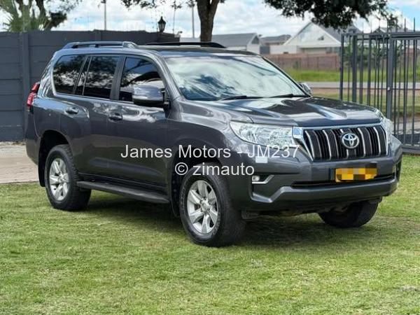2020 Toyota  Land Cruiser Prado