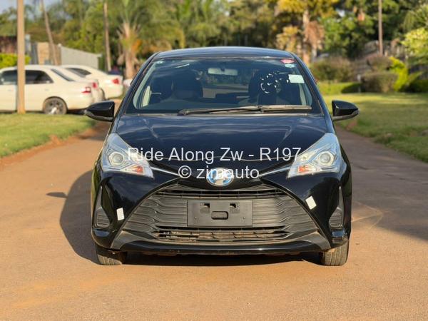 2018 Toyota  Vitz