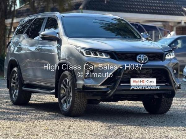 2025 Toyota  Fortuner