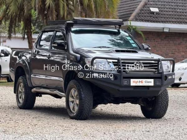2013 Toyota  Hilux