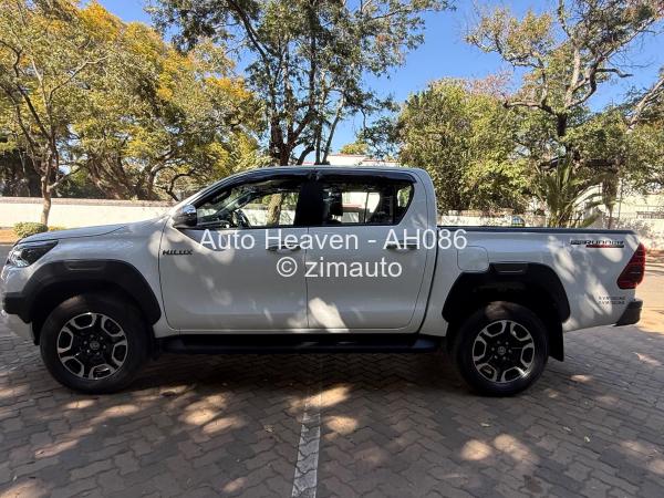 2025 Toyota  Hilux