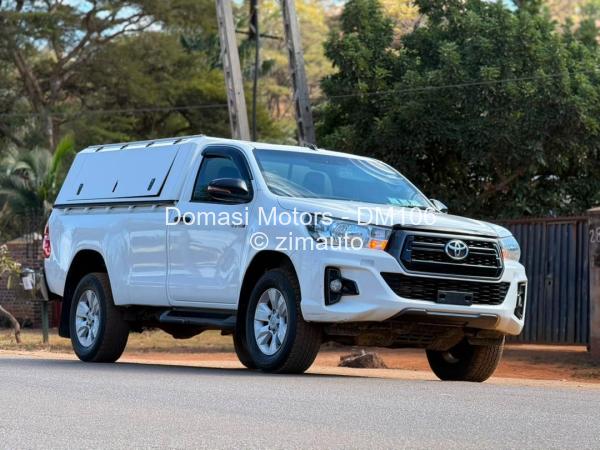 2019 Toyota  Hilux