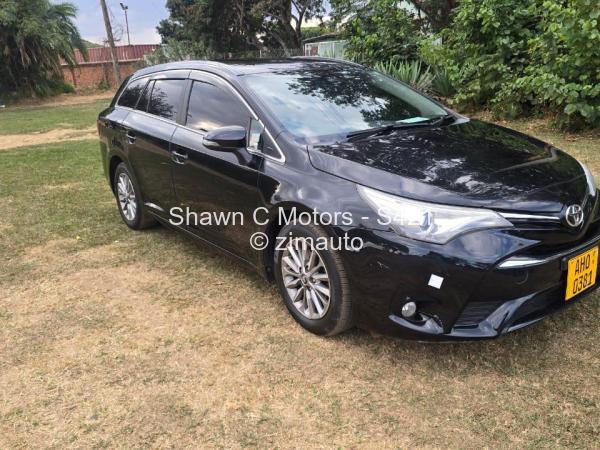 2016 Toyota  Avensis