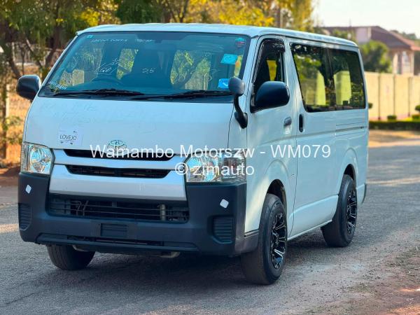 2016 Toyota  Hiace