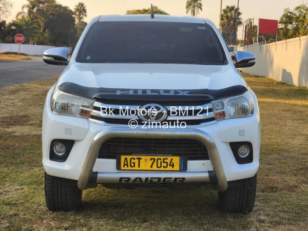 2017 Toyota  Hilux