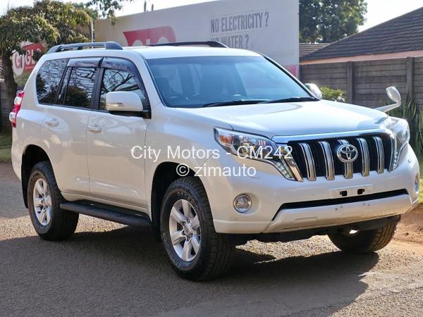 2017 Toyota  Land Cruiser Prado