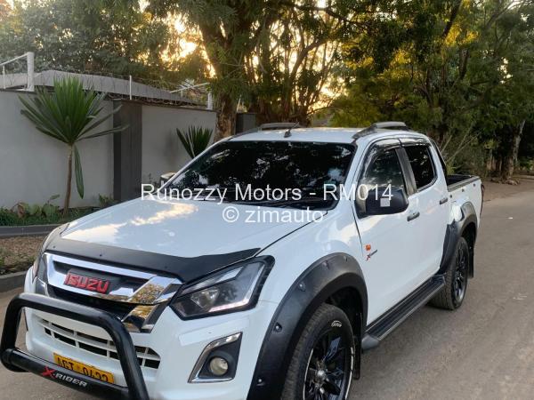 2021 Isuzu  X - Rider
