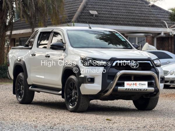 2025 Toyota  Hilux