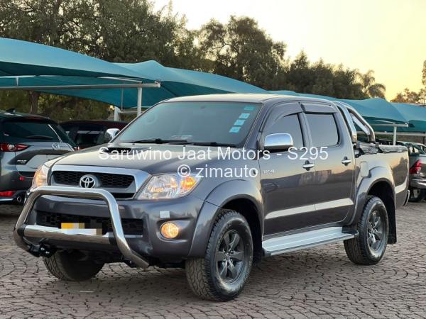 2011 Toyota  Hilux
