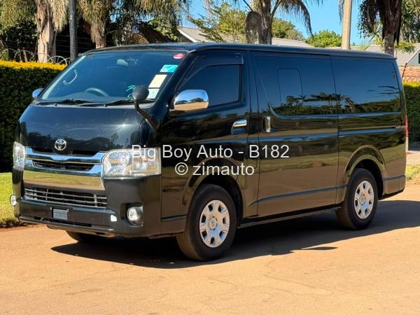 2017 Toyota  Hiace