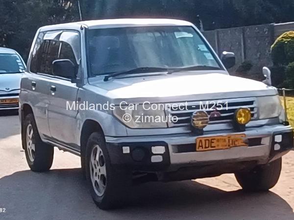 2003 Mitsubishi  Pajero