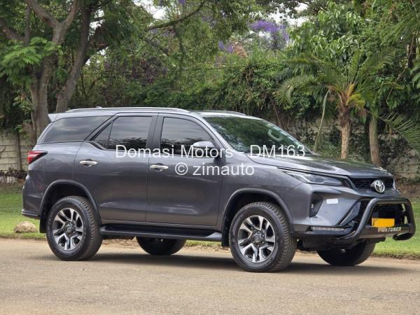 2024 Toyota  Fortuner