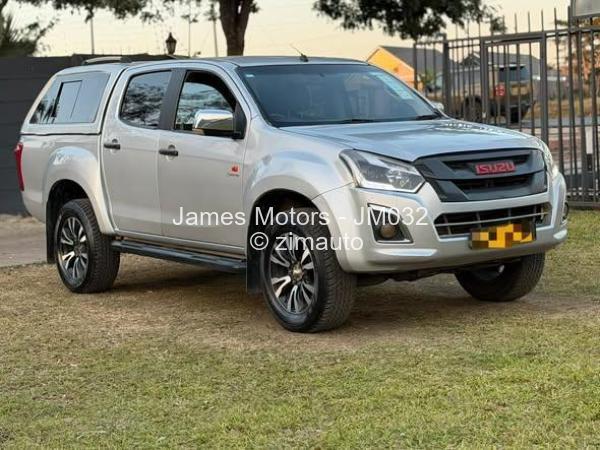 2019 Isuzu  X - Rider
