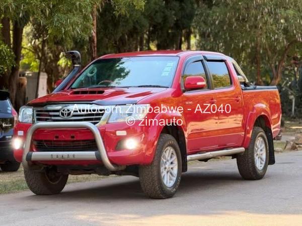 2013 Toyota  Hilux