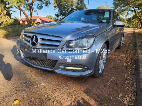 2013 Mercedes Benz C180