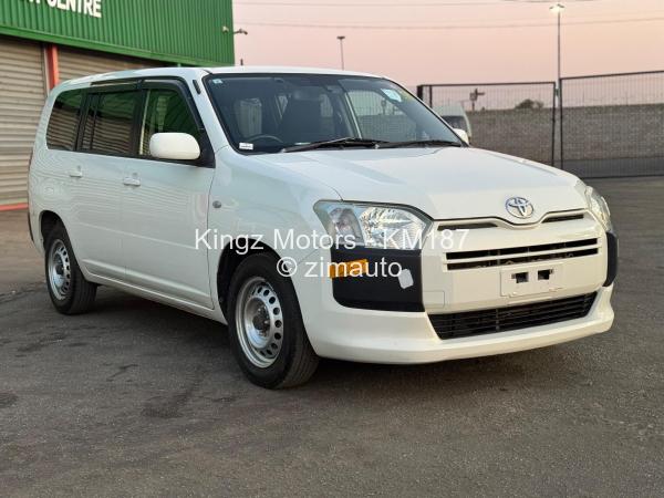 2017 Toyota  Probox