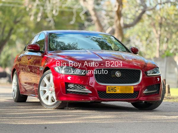 2016 Jaguar XE