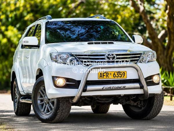 2014 Toyota  Fortuner