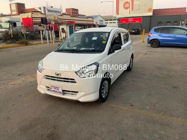 2017 Daihatsu Mira