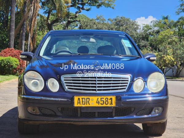 2005 Mercedes Benz E320