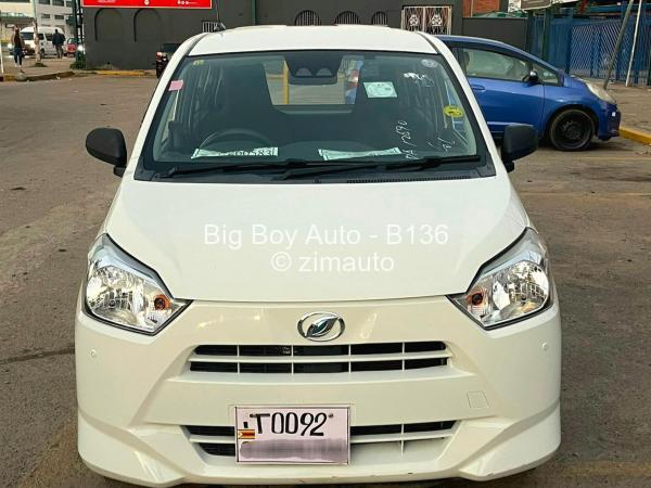 2017 Daihatsu Mira
