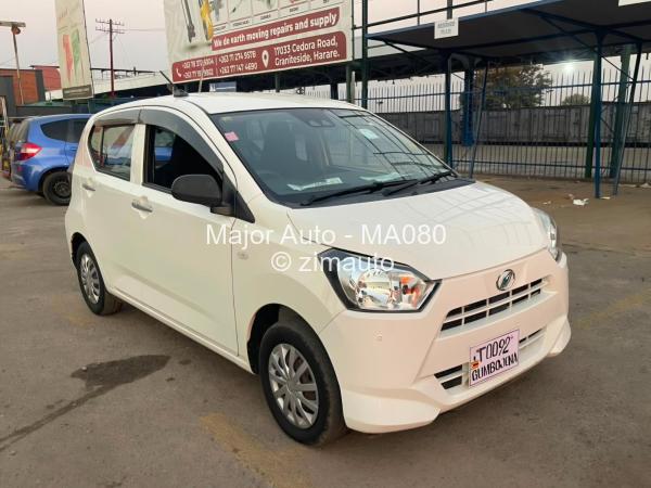 2017 Daihatsu Mira