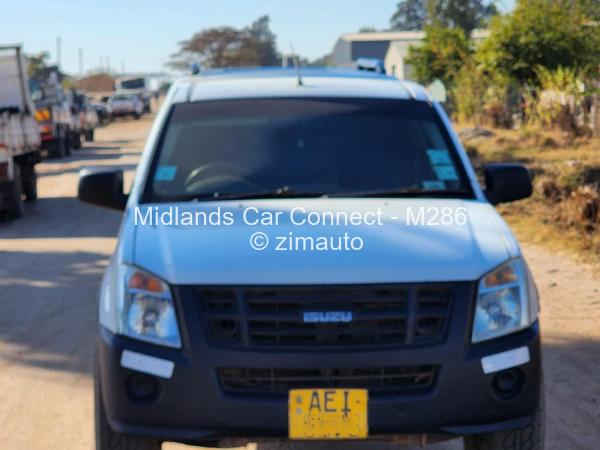 2012 Isuzu  KB250