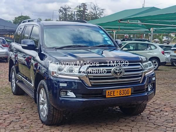 2019 Toyota  Land Cruiser 200