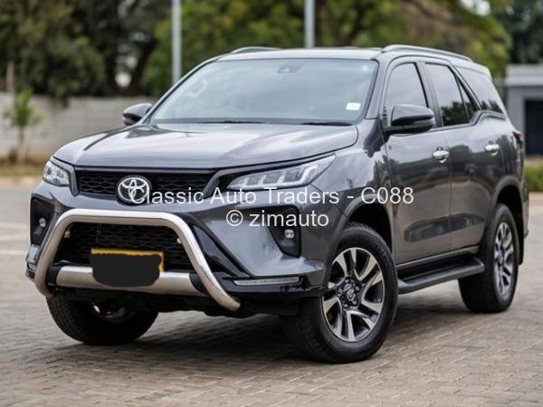 2023 Toyota  Fortuner