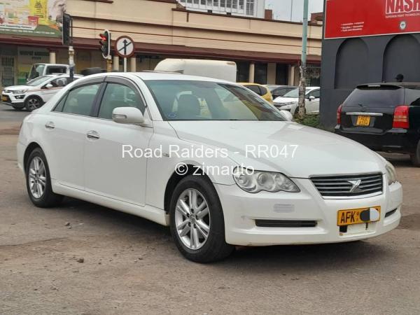 2005 Toyota  Mark X