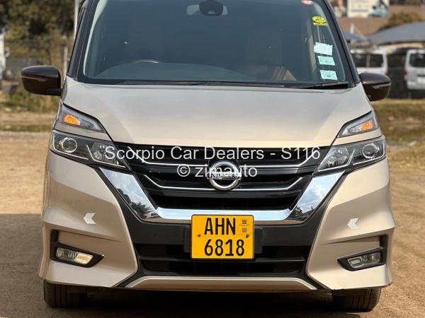 2017 Nissan  Serena