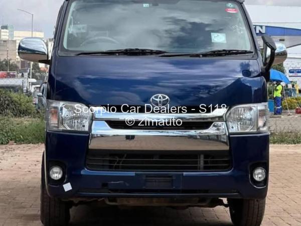2017 Toyota  Hiace