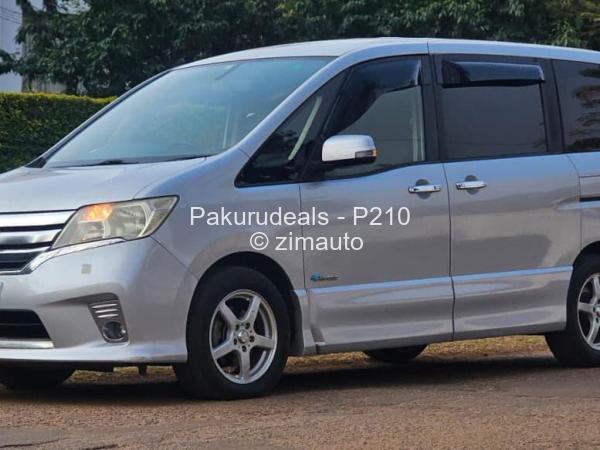 2016 Nissan  Serena