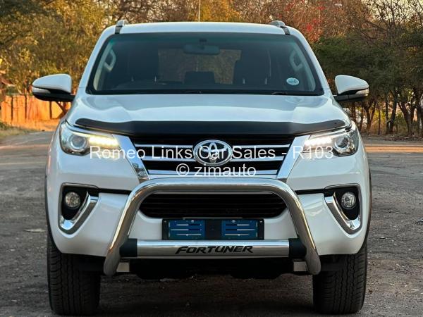 2017 Toyota  Fortuner