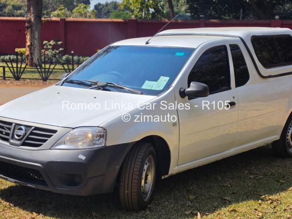 2016 Nissan  NP200