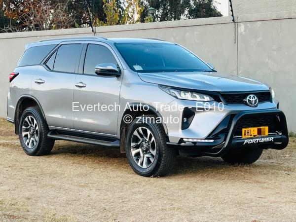 2025 Toyota  Fortuner