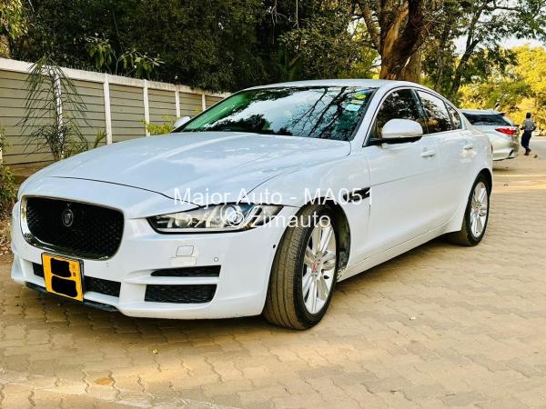 2016 Jaguar XE