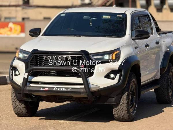 2024 Toyota  Hilux
