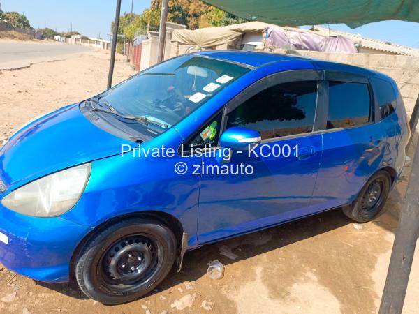 2004 Honda Fit