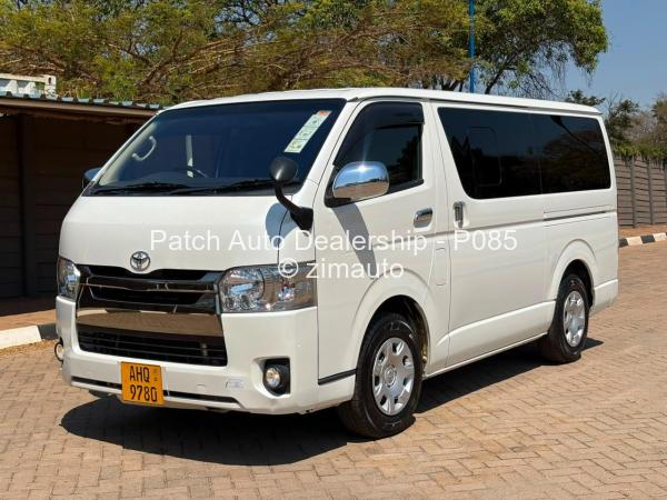 2017 Toyota  Hiace