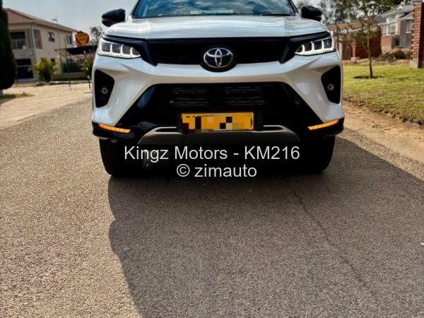 2025 Toyota  Fortuner