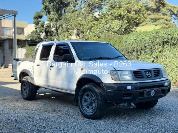 2007 Nissan  Hardbody