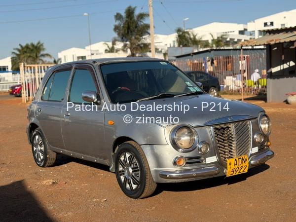 1998 Nissan  March